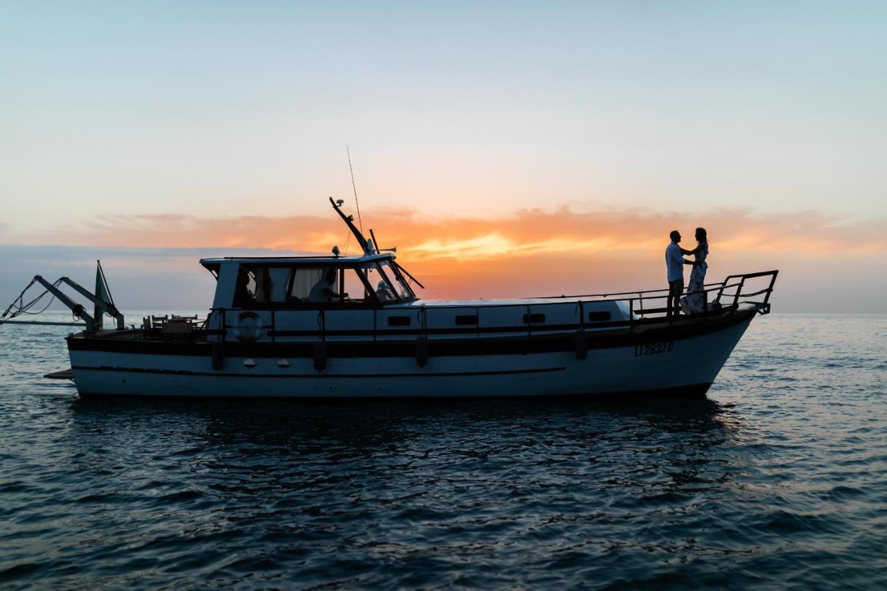 Marta Boat B&B Кастелсардо Екстериор снимка