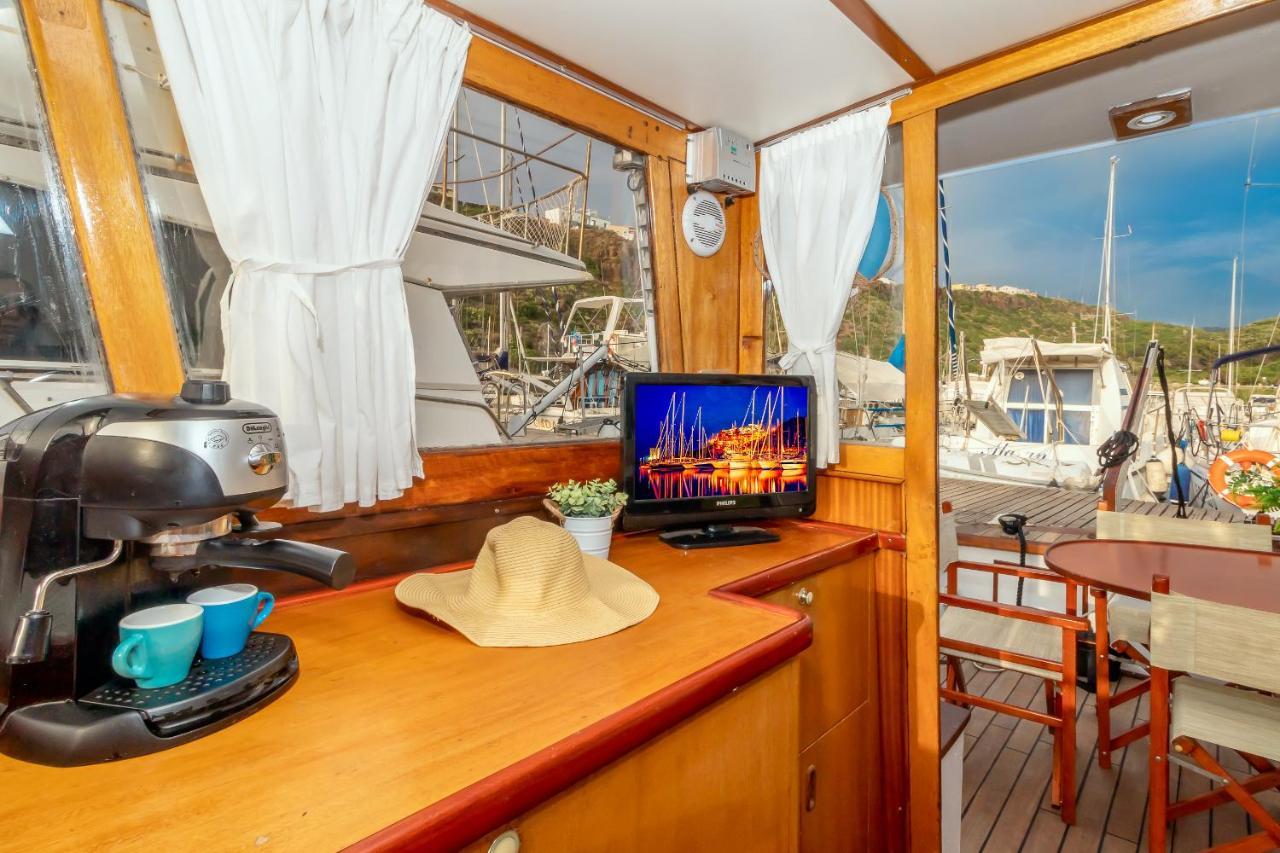 Marta Boat B&B Кастелсардо Екстериор снимка